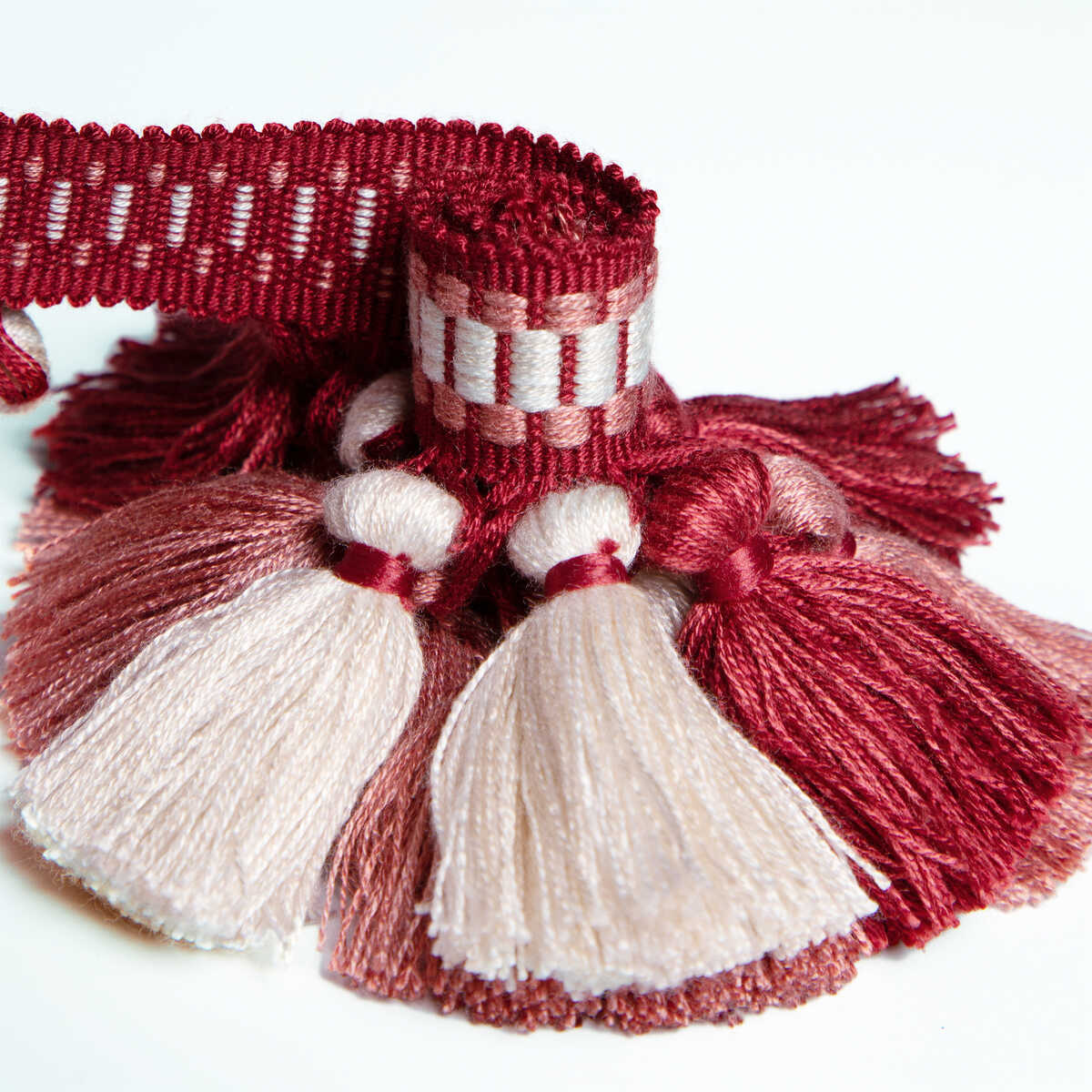 Andre Tassel Fringe - Red - BRUNSCHWIG & FILS Recortar