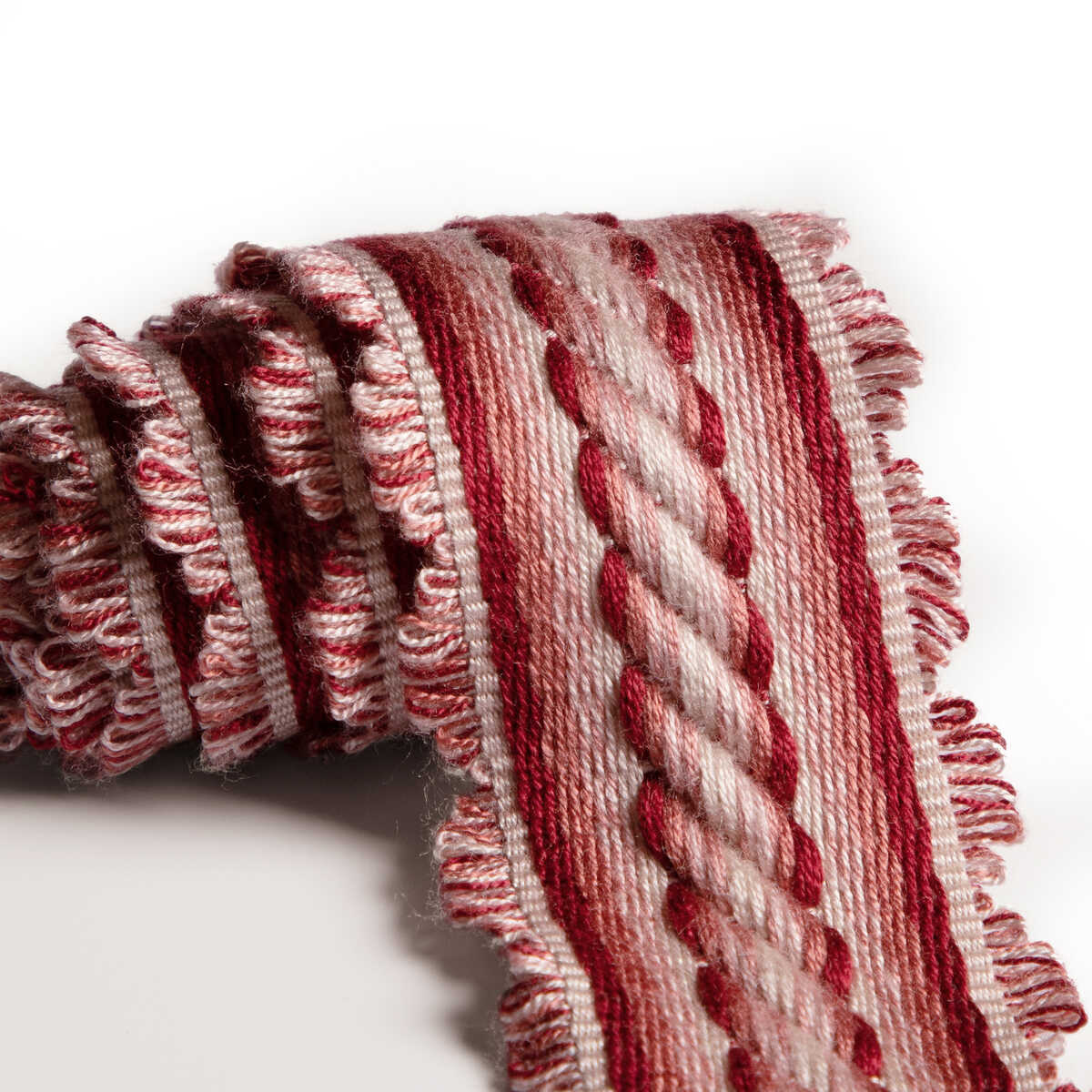 Jacqueline Braid - Red - BRUNSCHWIG & FILS Recortar