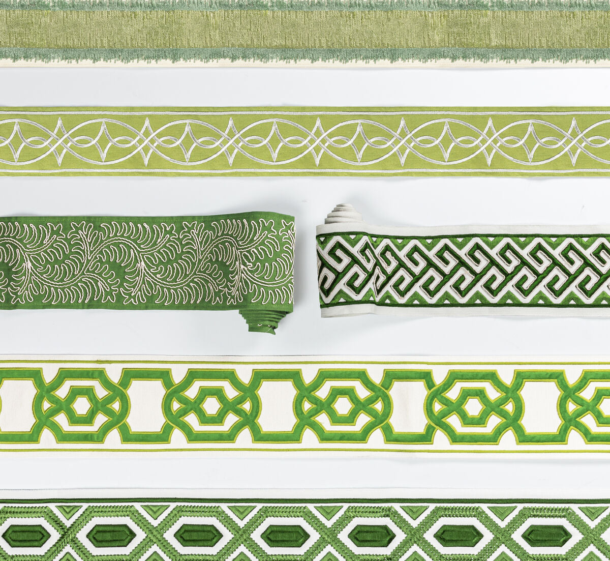 Avril Tape - Leaf - Brunschwig & Fils Recortar