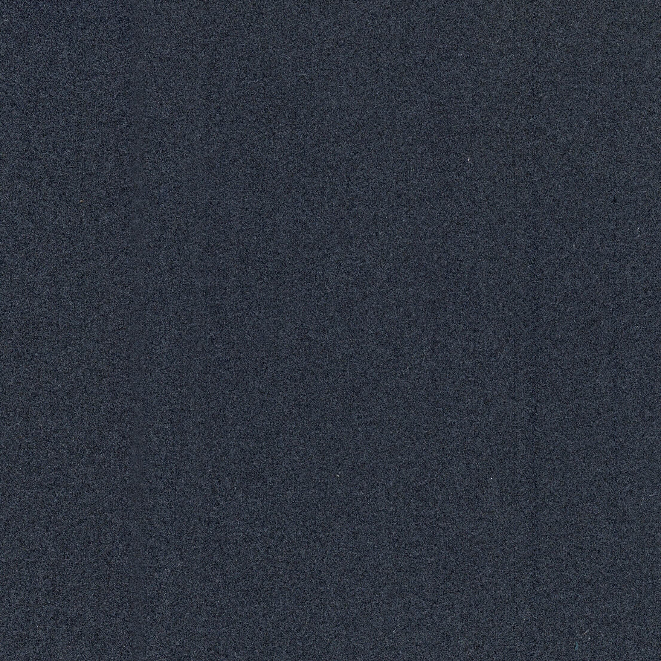 TABLOID-2-BLUEBERRY-STOUT-TEXTILES