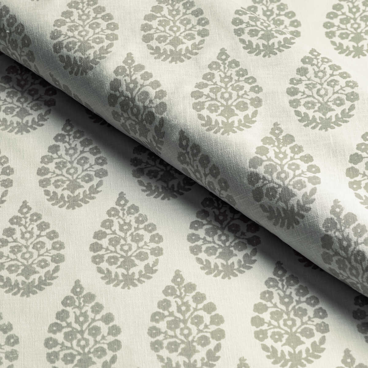 Kravet Basics - Tajpaisley-11 - KRAVET BASICS Fabric