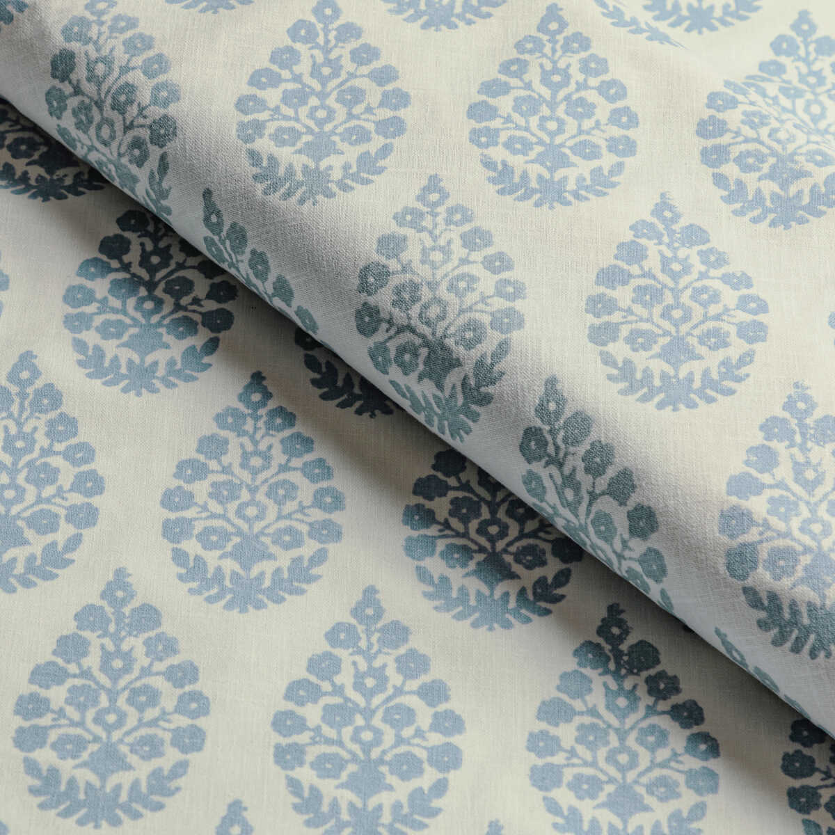 Kravet Basics - Tajpaisley-5 - KRAVET BASICS Fabric