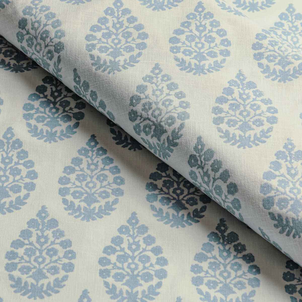 Tajpaisley-5-Kravet-Basics-Fabric - KRAVET BASICS Fabric