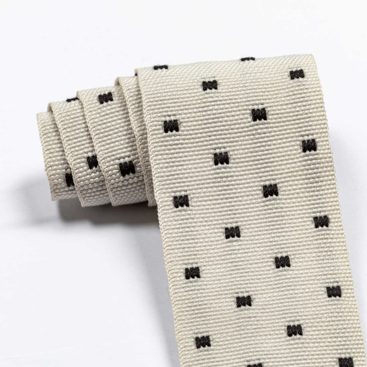 Epoq Tape - Ivory - LEE JOFA MODERN Trim