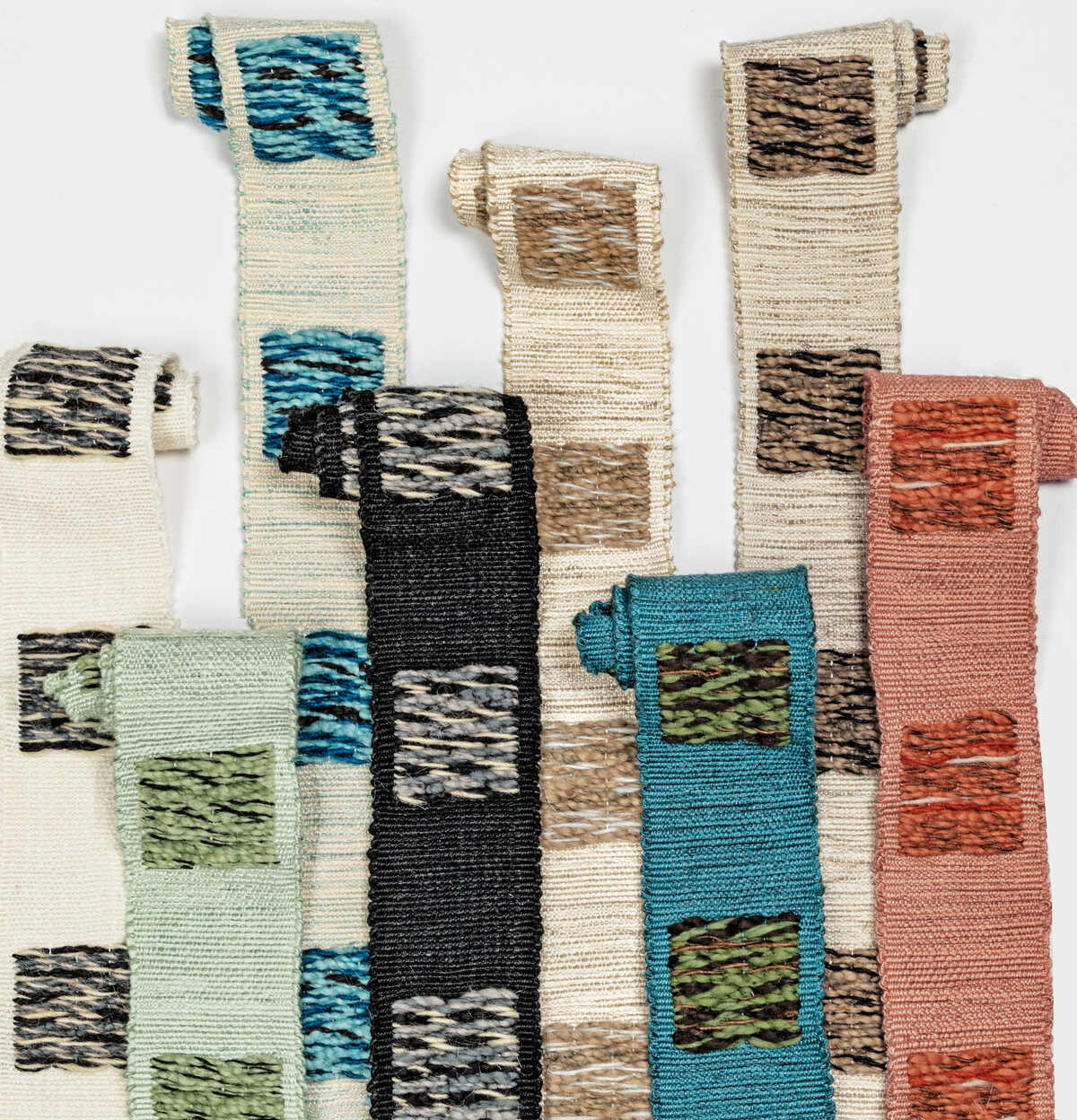 Costa Tape - Sandy - LEE JOFA MODERN Trim