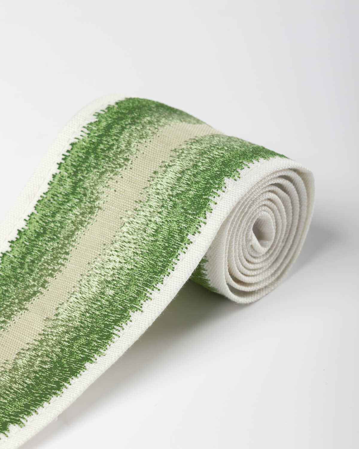 Haynes-Emb-Tape-Leaf-Lee-Jofa-Trim - LEE JOFA Trim