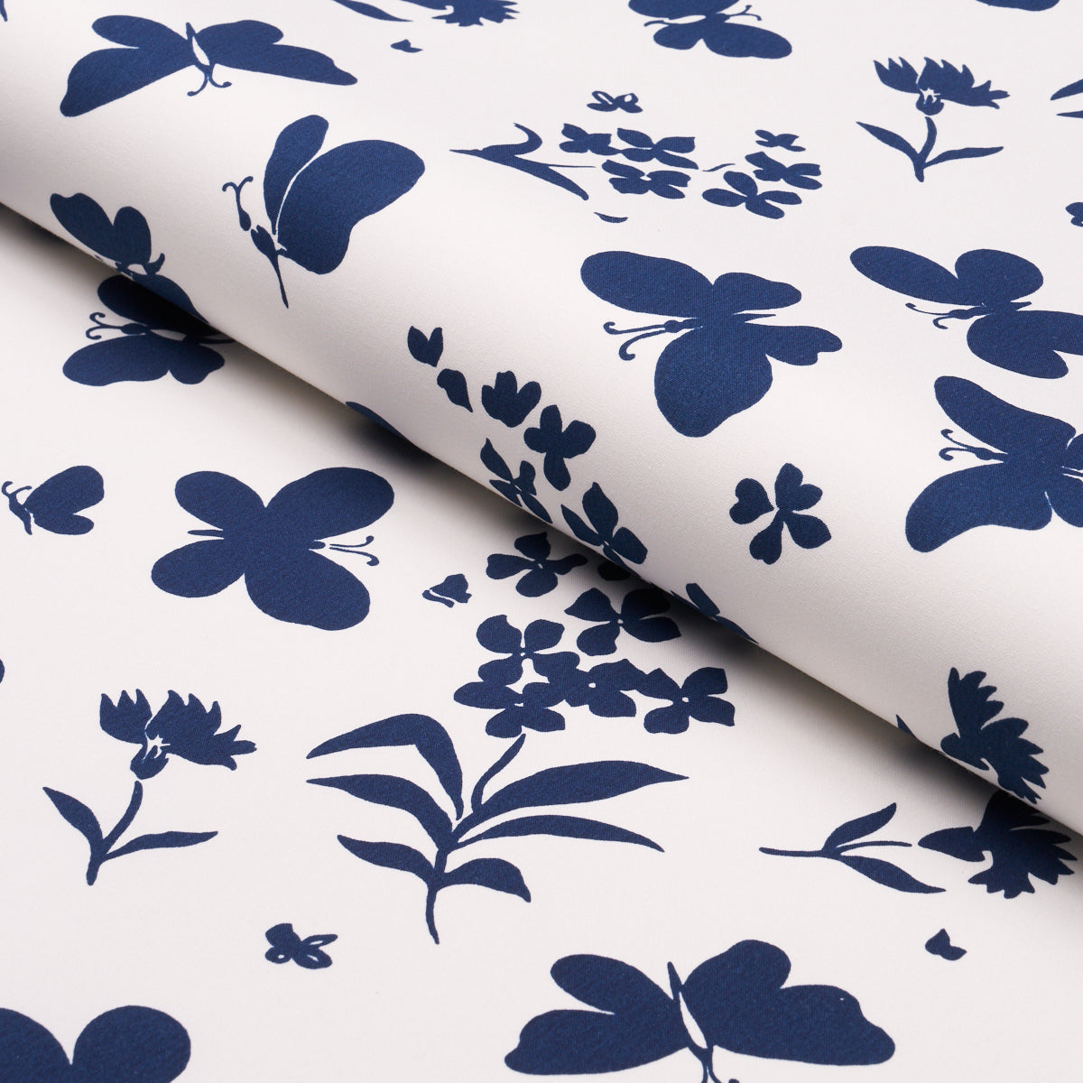 BUTTERFLIES-NAVY-SCHUMACHER-TL400002 - Schumacher Fabric