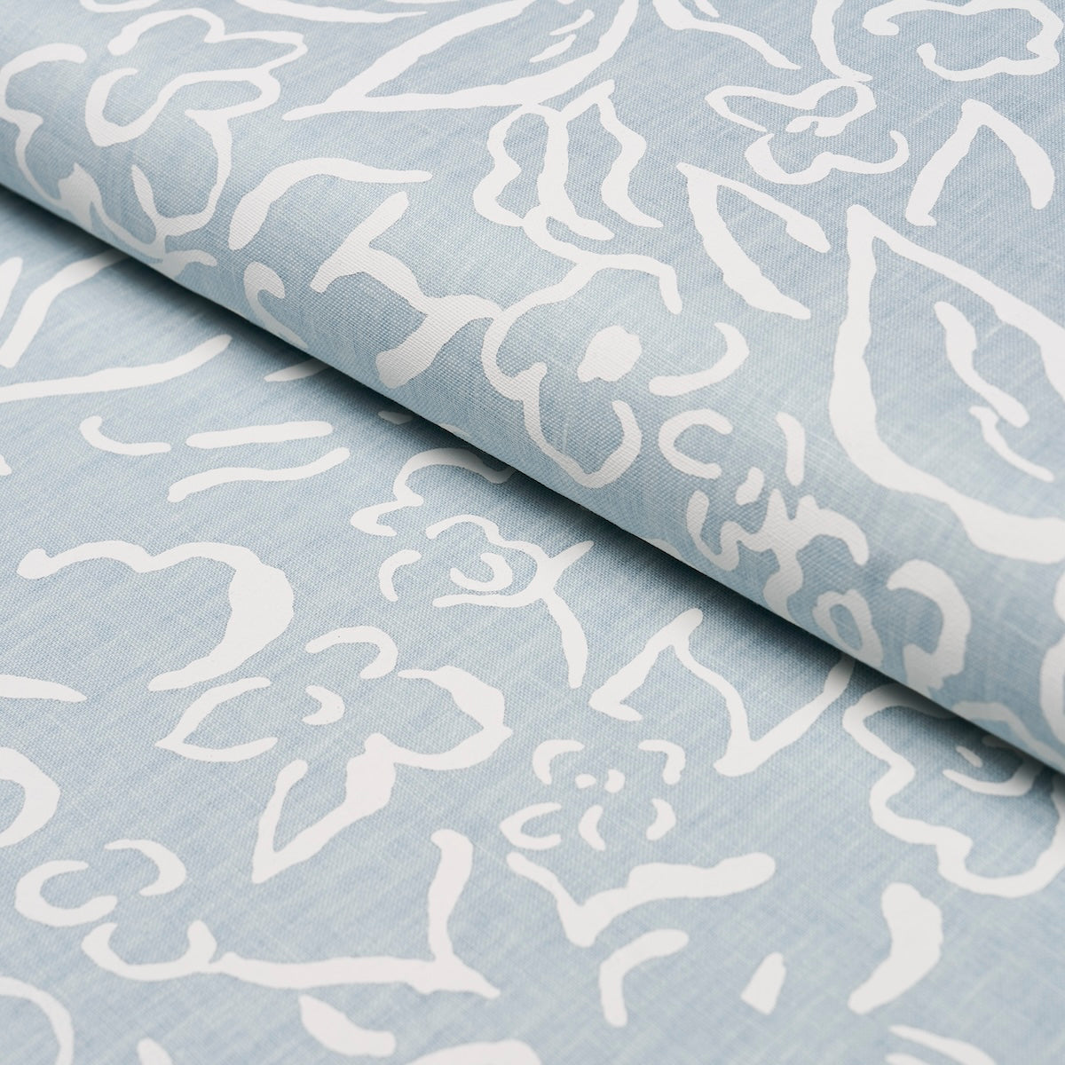 MATISSE-WHITE-ON-SKY-SCHUMACHER-TL400052 - Schumacher Fabric