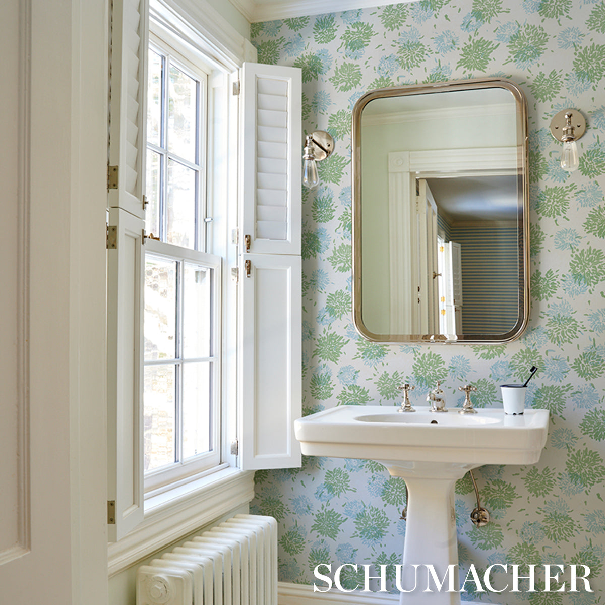 CHRYSANTHEMUM-BY-TILLETT-GREEN-SKY-SCHUMACHER-TL800000 - Schumacher Wallpaper