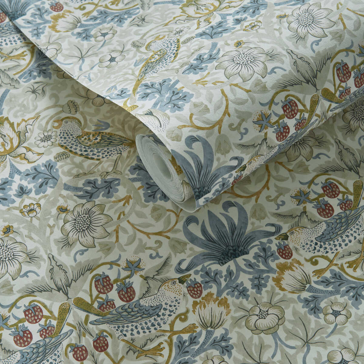 Strawberry Thief - Linen Wp - CLARKE AND CLARKE Wallpaper