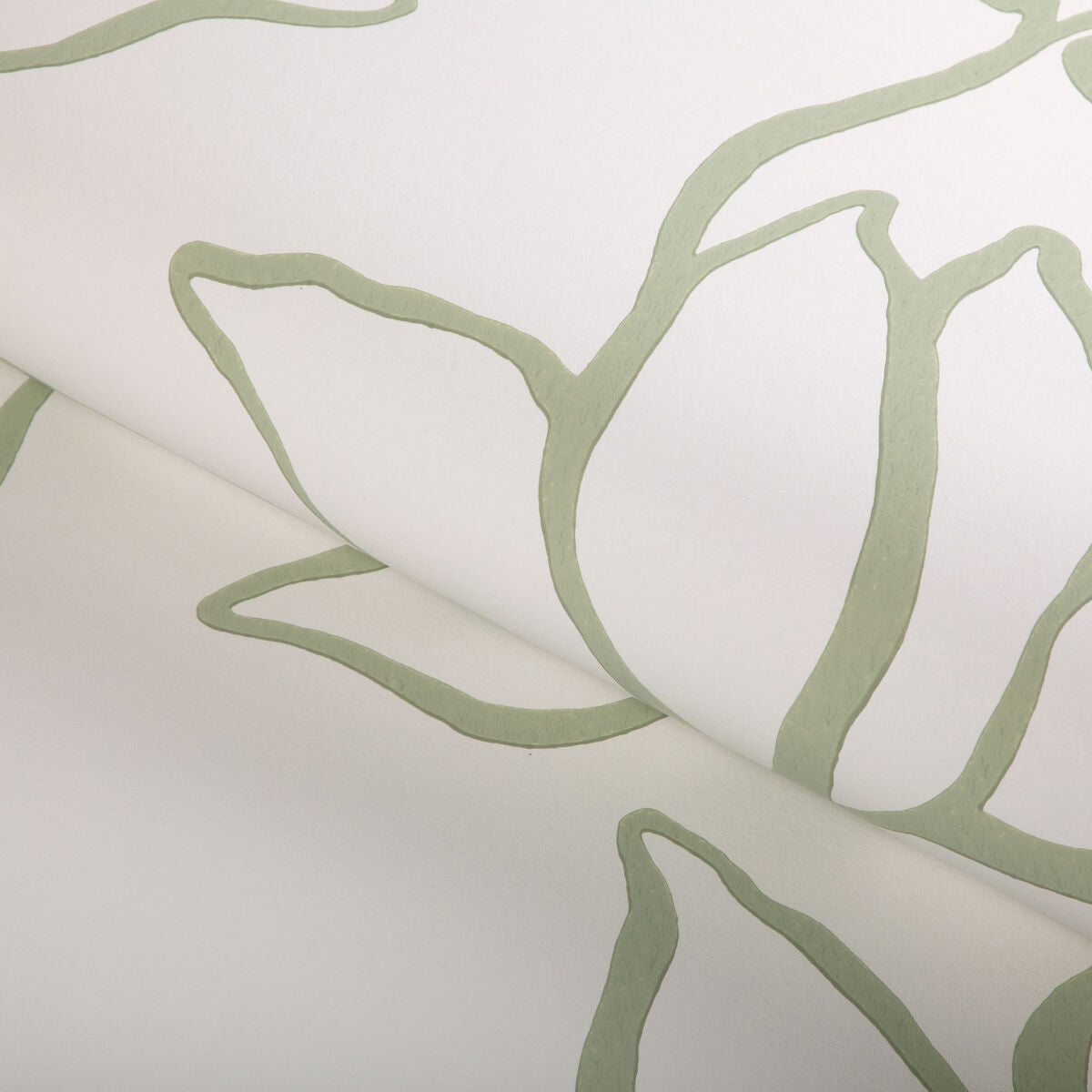 Floral Sketch Wp - Sage - Kravet Couture Papel pintado
