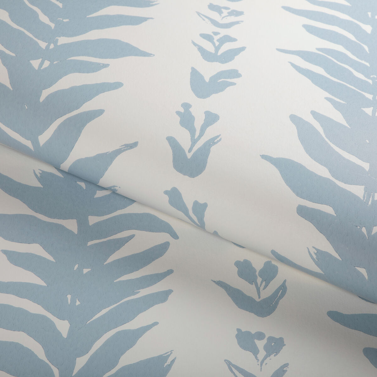 Climbing Leaves Wp - Chambray - Kravet Couture Papel pintado