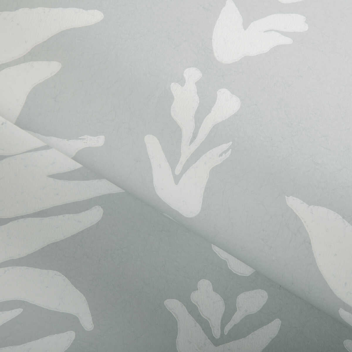 Climbing Leaves Wp - Haze - KRAVET COUTURE Wallpaper