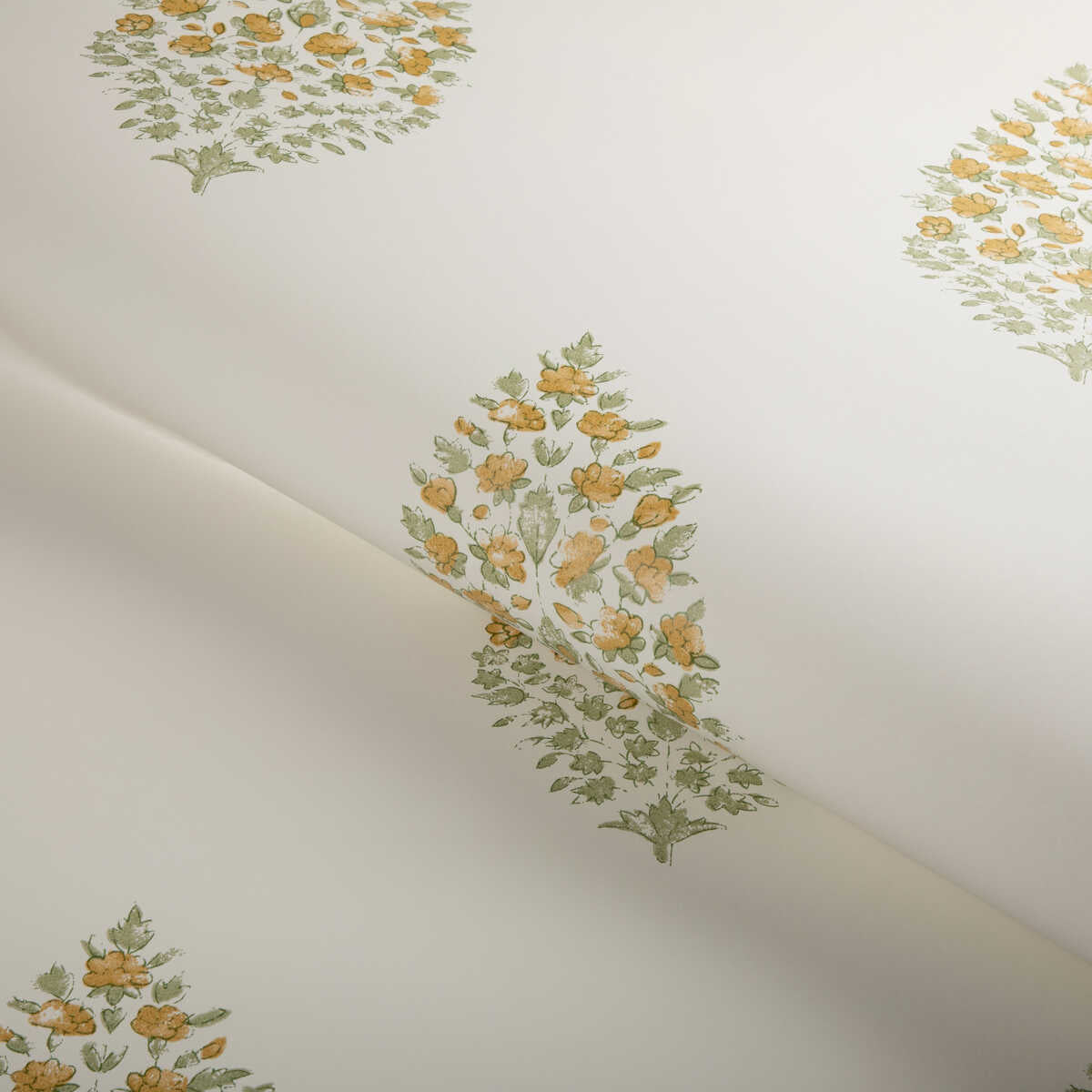 Atelier Paisley Wp - Wheat - KRAVET COUTURE Wallpaper