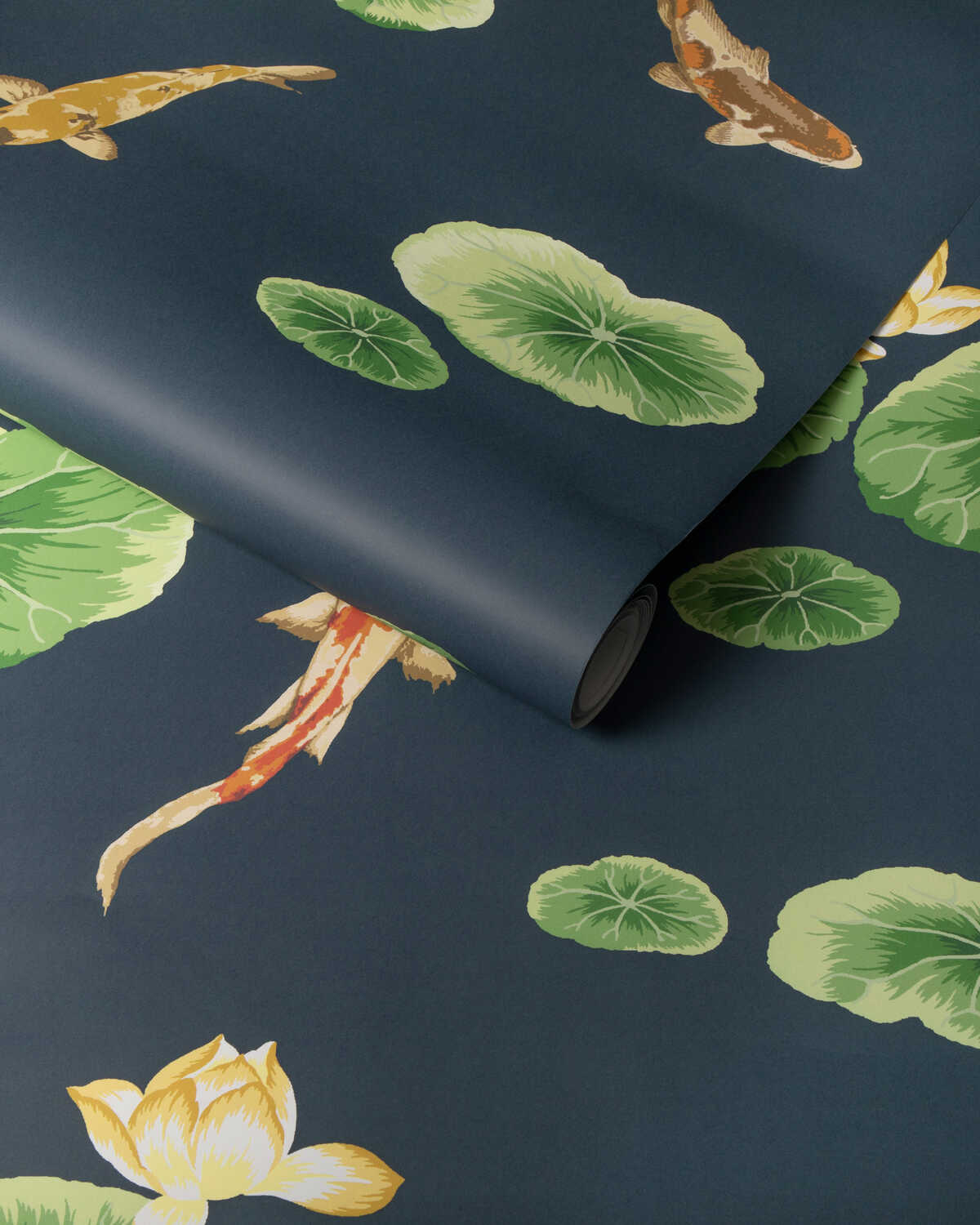 Lotus Pond Wp - Lagoon - KRAVET COUTURE Wallpaper