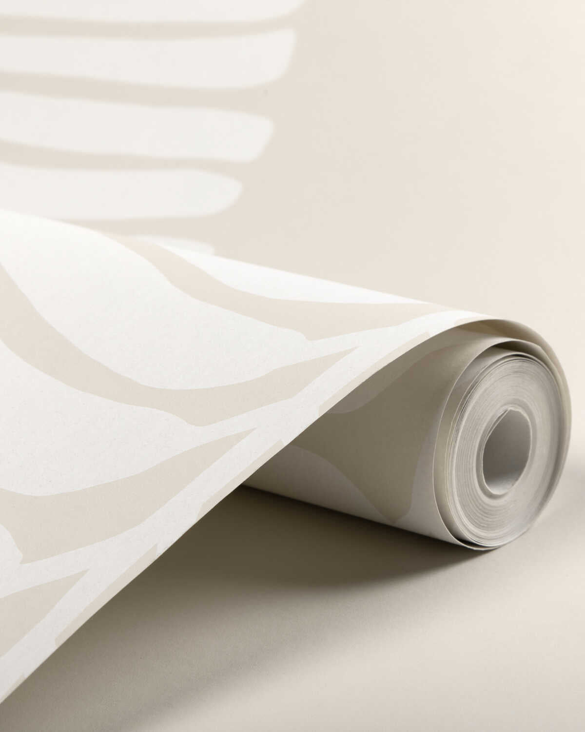 Rio Vine Wp - Ivory - KRAVET COUTURE Wallpaper