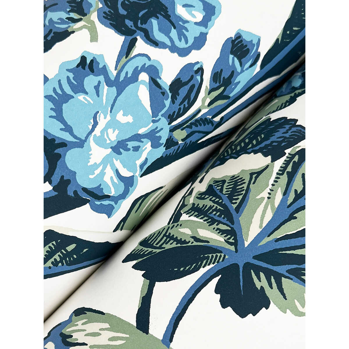 Kravet Design - W4272-530 - KRAVET DESIGN Wallpaper