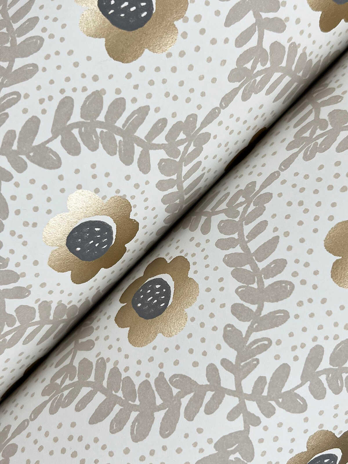 Kravet Design - W4292-411 - KRAVET DESIGN Wallpaper