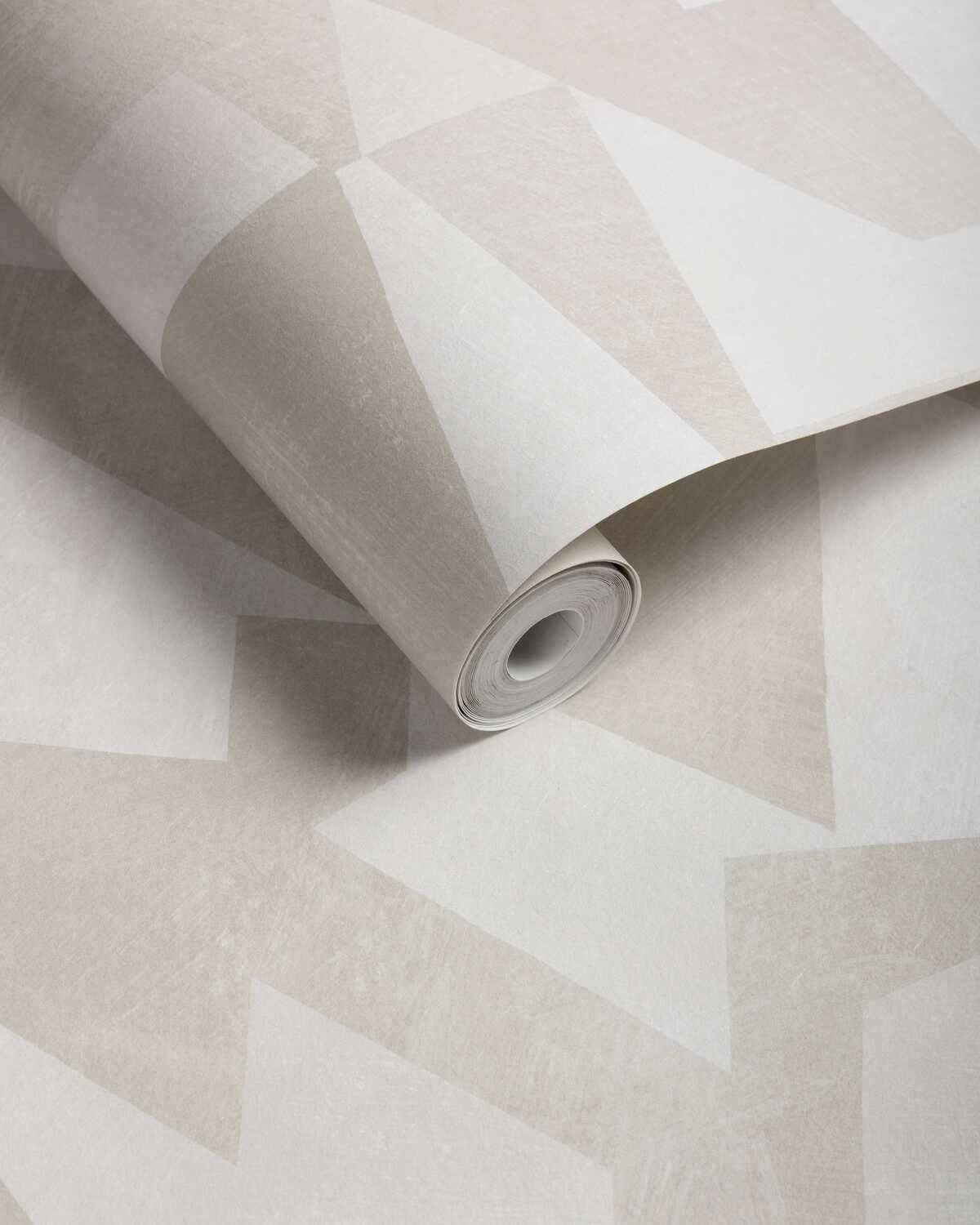 Shape-Shifter-Whisper-Kravet-Couture-Wallpaper - KRAVET COUTURE Wallpaper