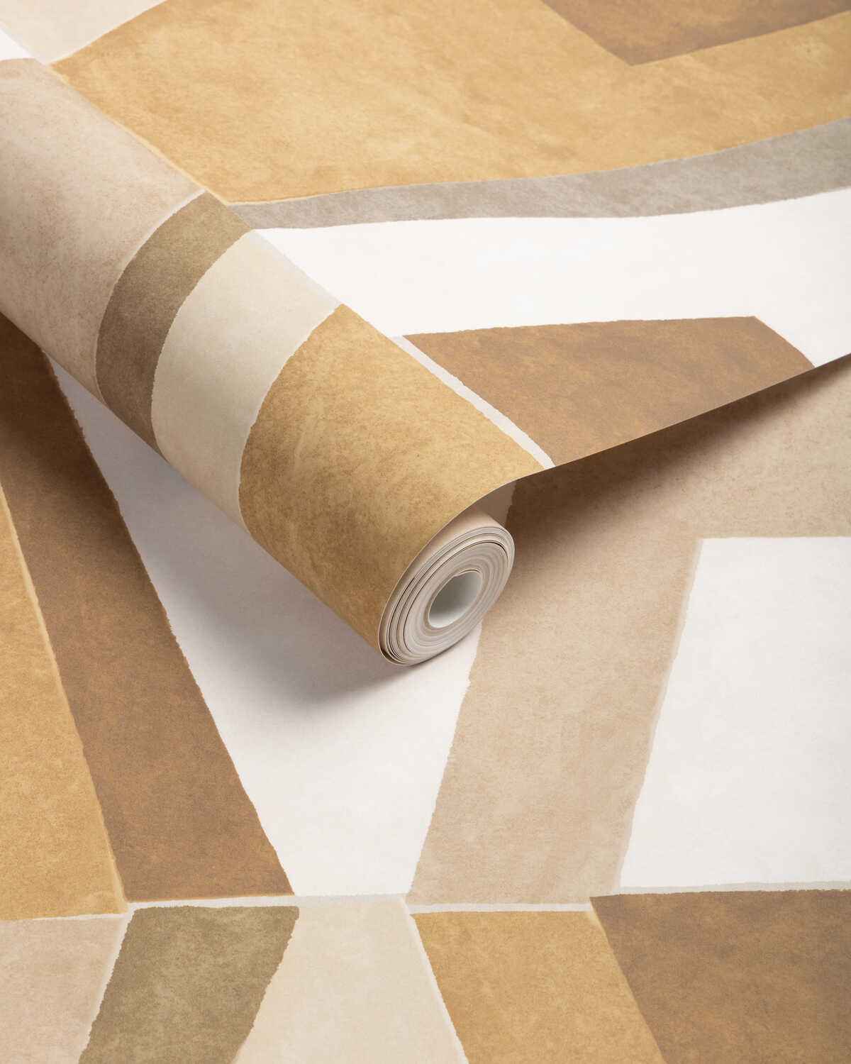 Wild-Child-Honey-Kravet-Couture-Wallpaper - KRAVET COUTURE Wallpaper