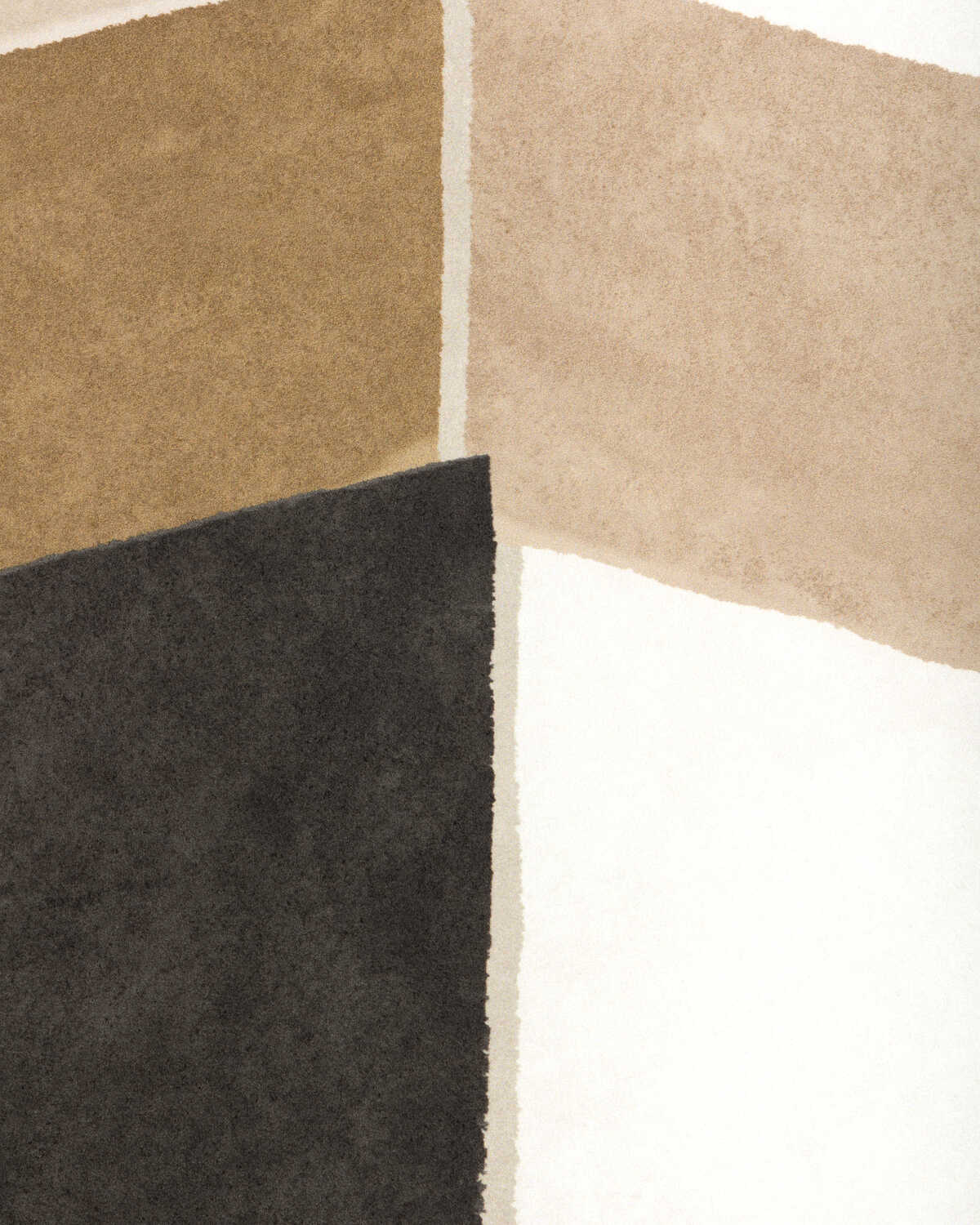 Wild Beauty - Amber - KRAVET COUTURE Wallpaper