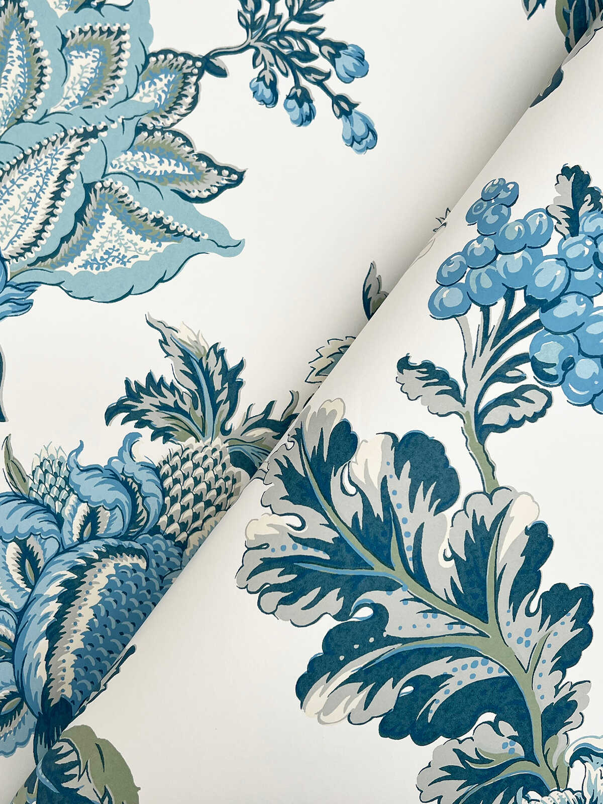 Kravet Design - W4406-5 - KRAVET DESIGN Wallpaper