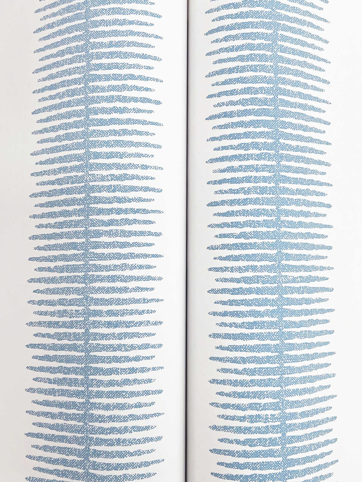 Kravet Design - W4407-15 - KRAVET DESIGN Wallpaper