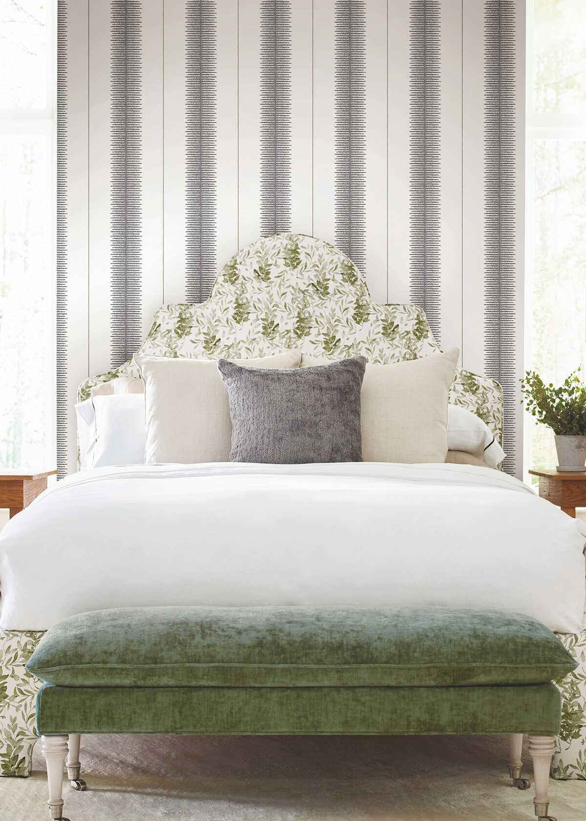 W4407-8-Kravet-Design-Wallpaper - KRAVET DESIGN Wallpaper