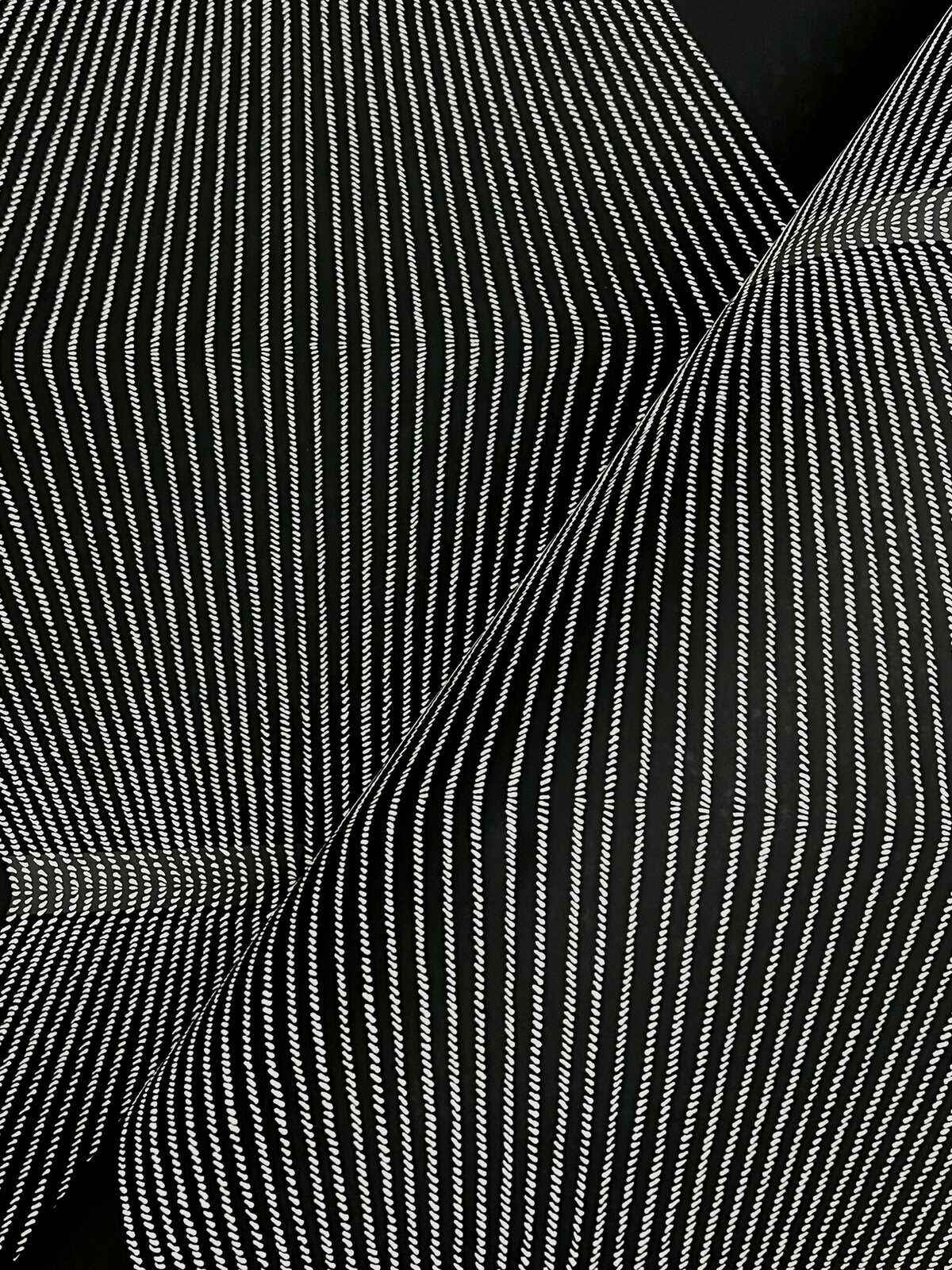 W4411-8-Kravet-Design-Wallpaper - KRAVET DESIGN Wallpaper
