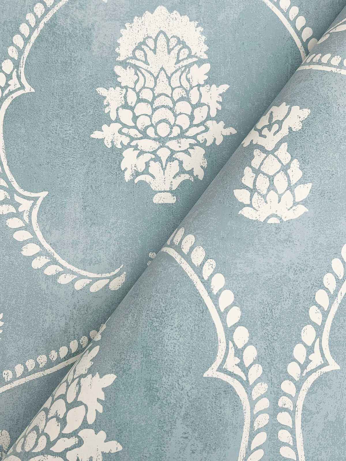 W4414-15-Kravet-Design-Wallpaper - KRAVET DESIGN Wallpaper