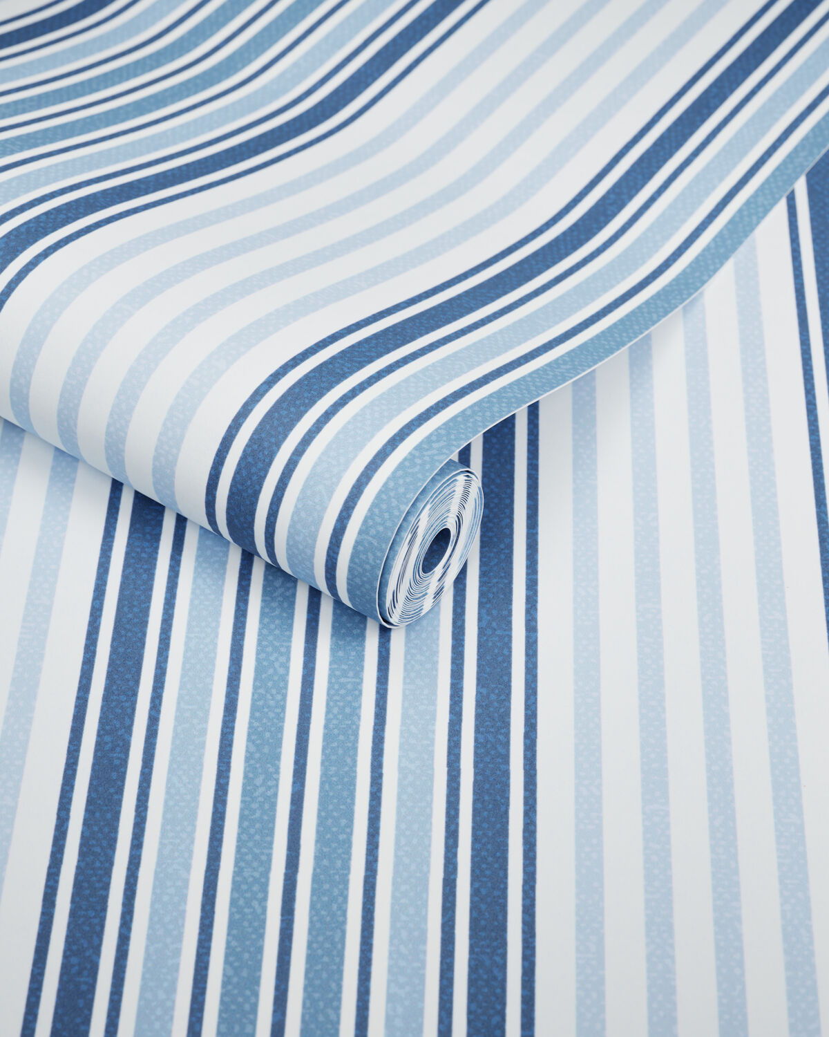Douglas Stripe Wp - Boca Blue - Kravet Couture Wallpaper