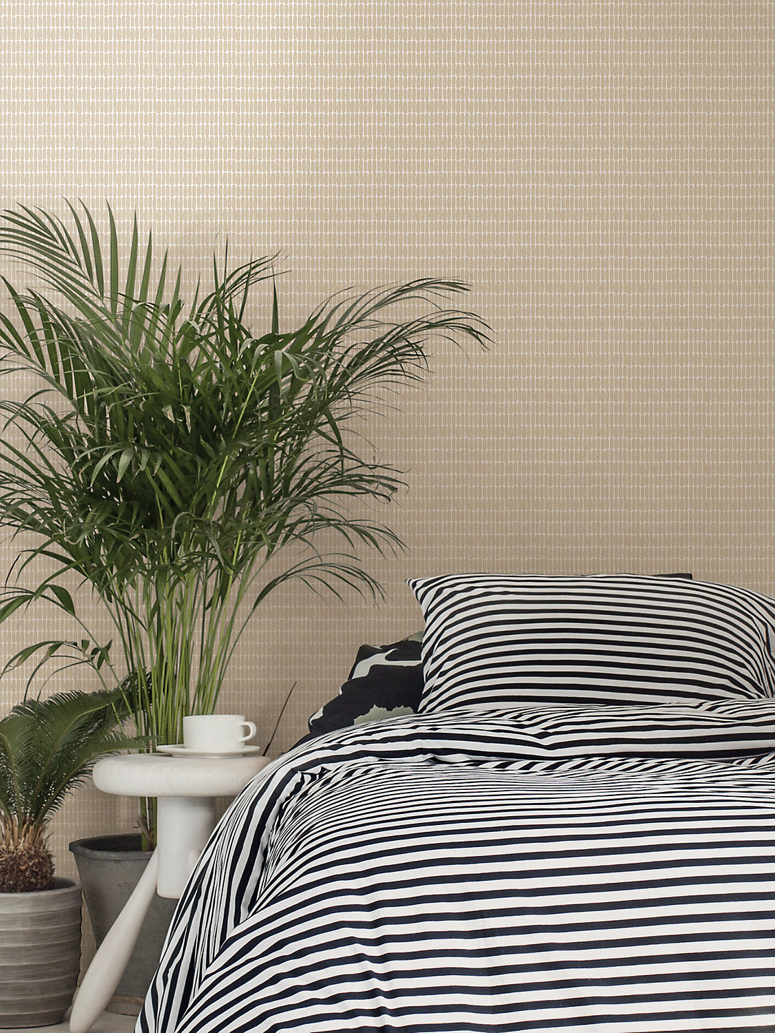 Alku Sand WJ2 25130 0000 Marimekko Wallcovering