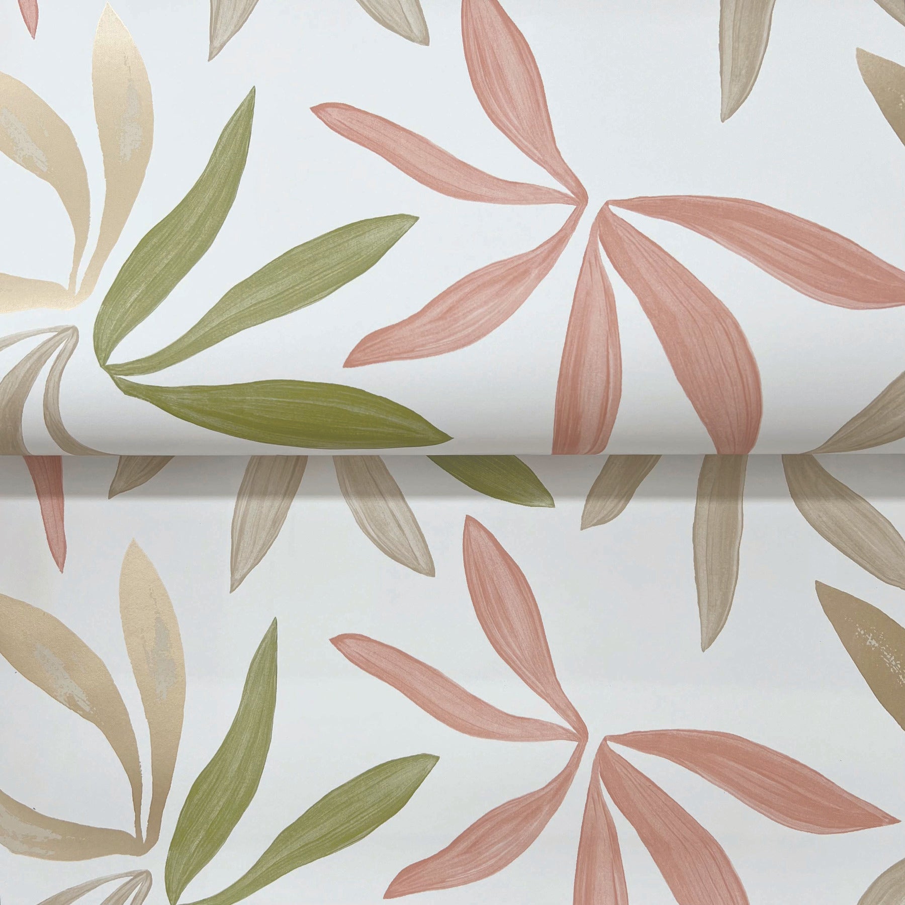 little-garden-wallpaper-leaf-coral-york-wallcoverings-zm2812