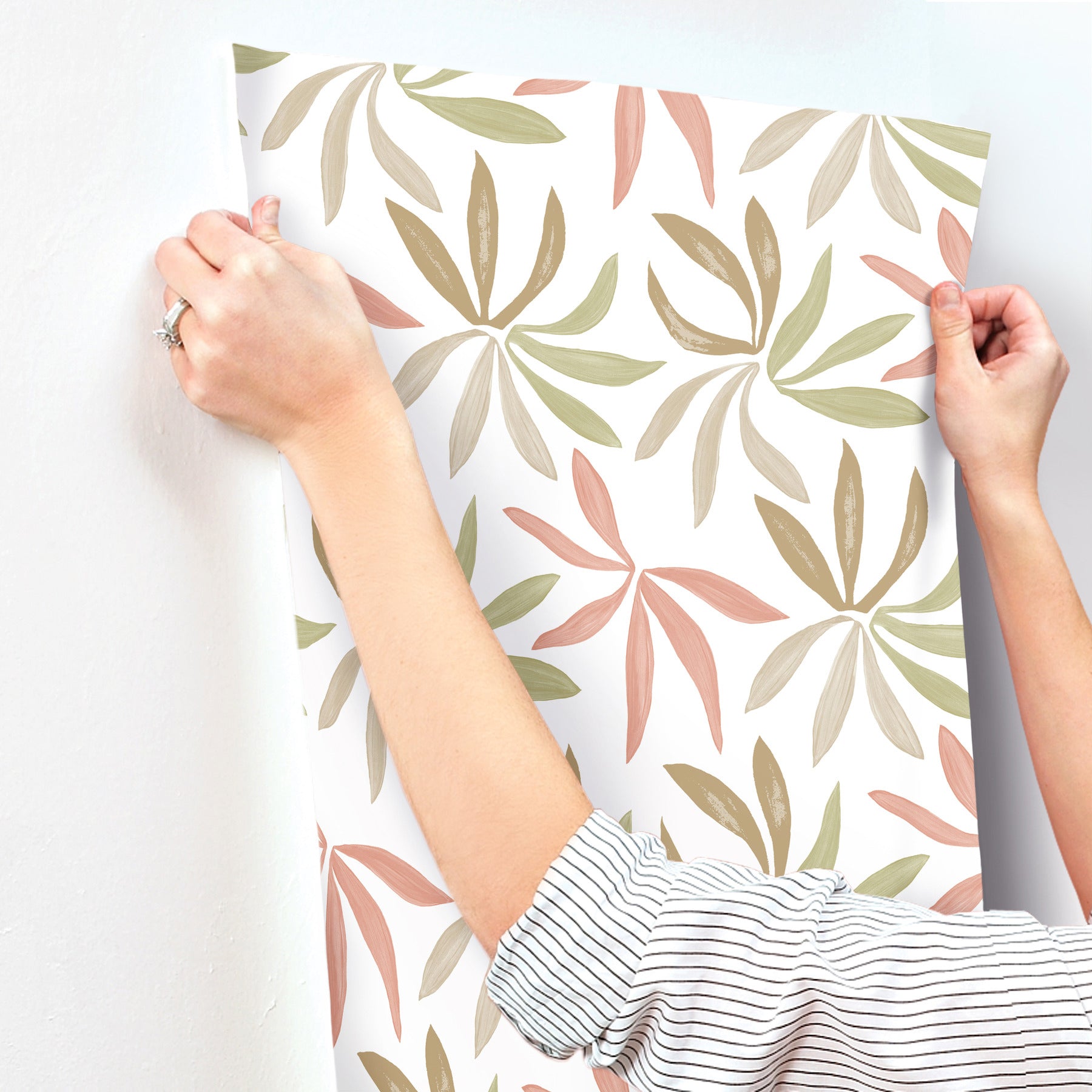 little-garden-wallpaper-leaf-coral-york-wallcoverings-zm2812