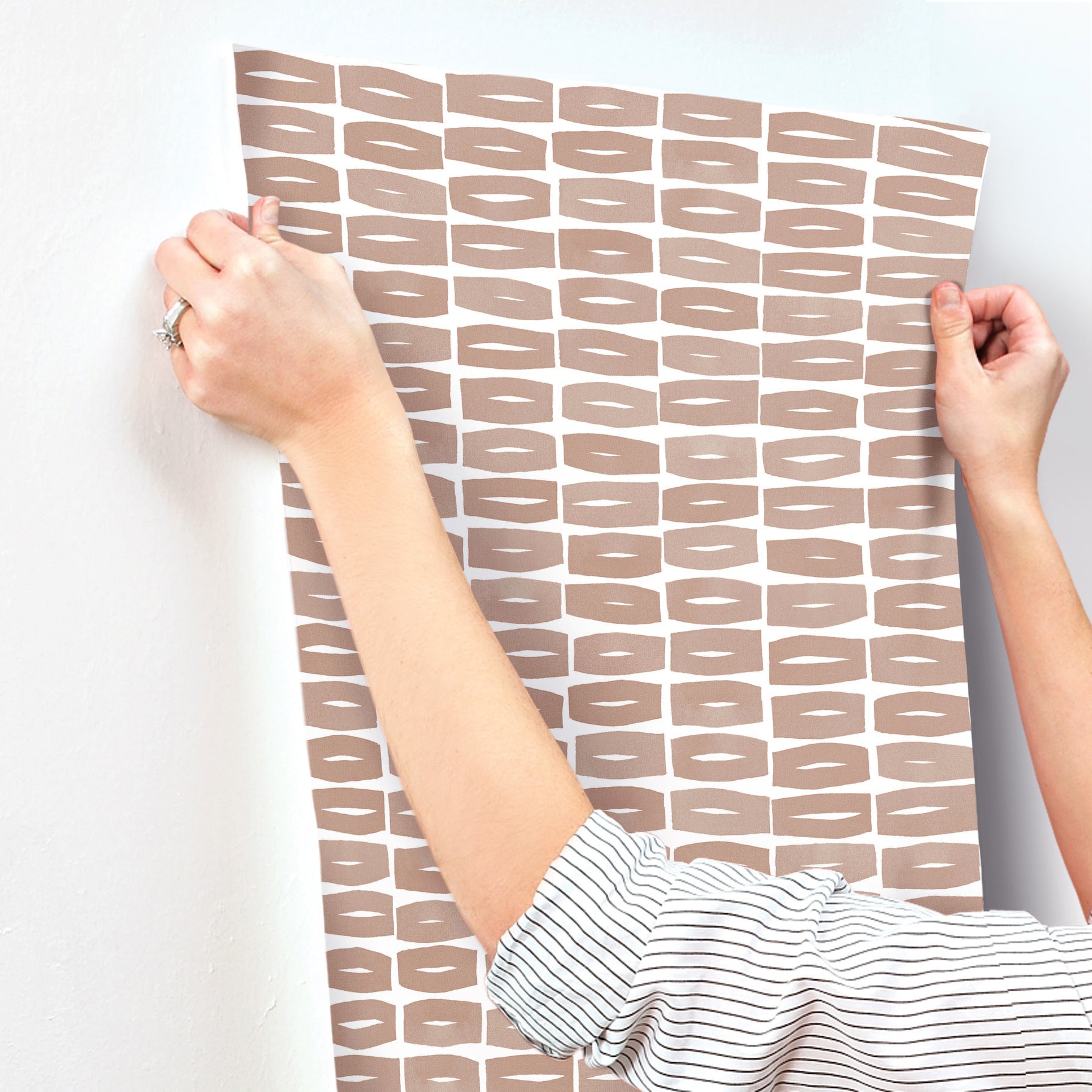 modernist-motif-wallpaper-terracotta-york-wallcoverings-zm2861