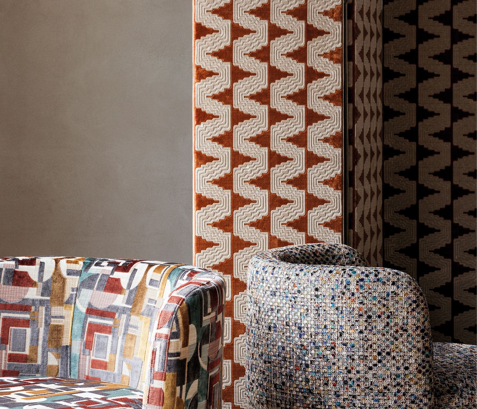 Serenissima Cavalli Moss/Ecru - Osborne & Little - F7996-02 Fabric
