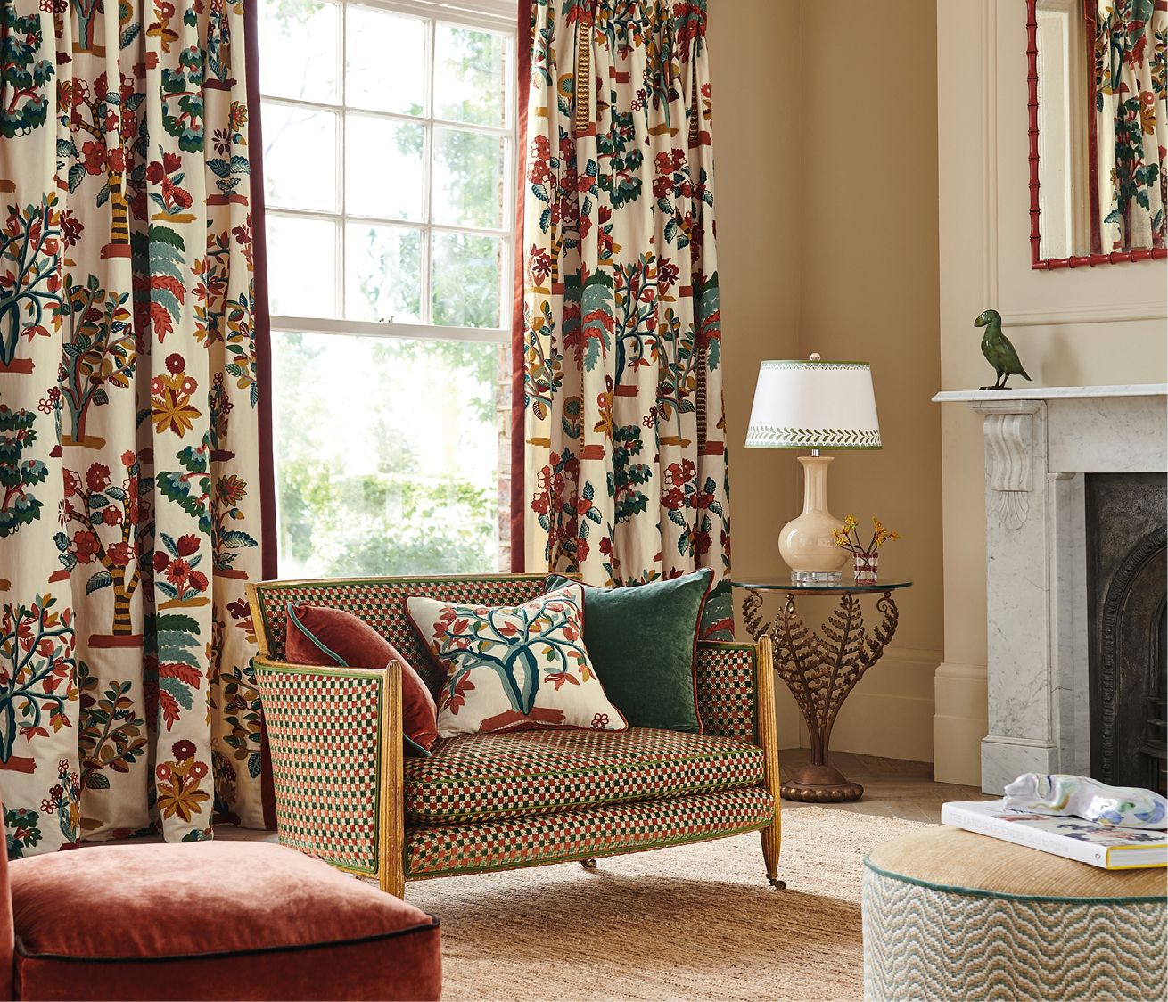 NC Farnaz Fener Grove Green/Coral/Gold - Nina Campbell - NCF4563-01 Fabric