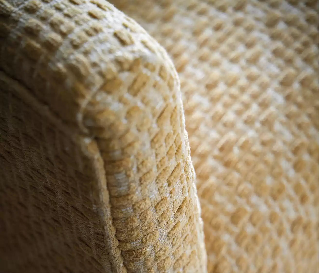 NC Wickham Merlesham Beige - Nina Campbell - NCF4513-02 Fabric