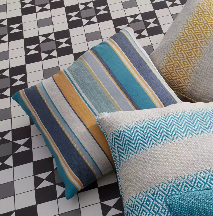 Summerhouse Spiaggia Stripe Outdoor Navy - Osborne & Little - F7448-02 Fabric