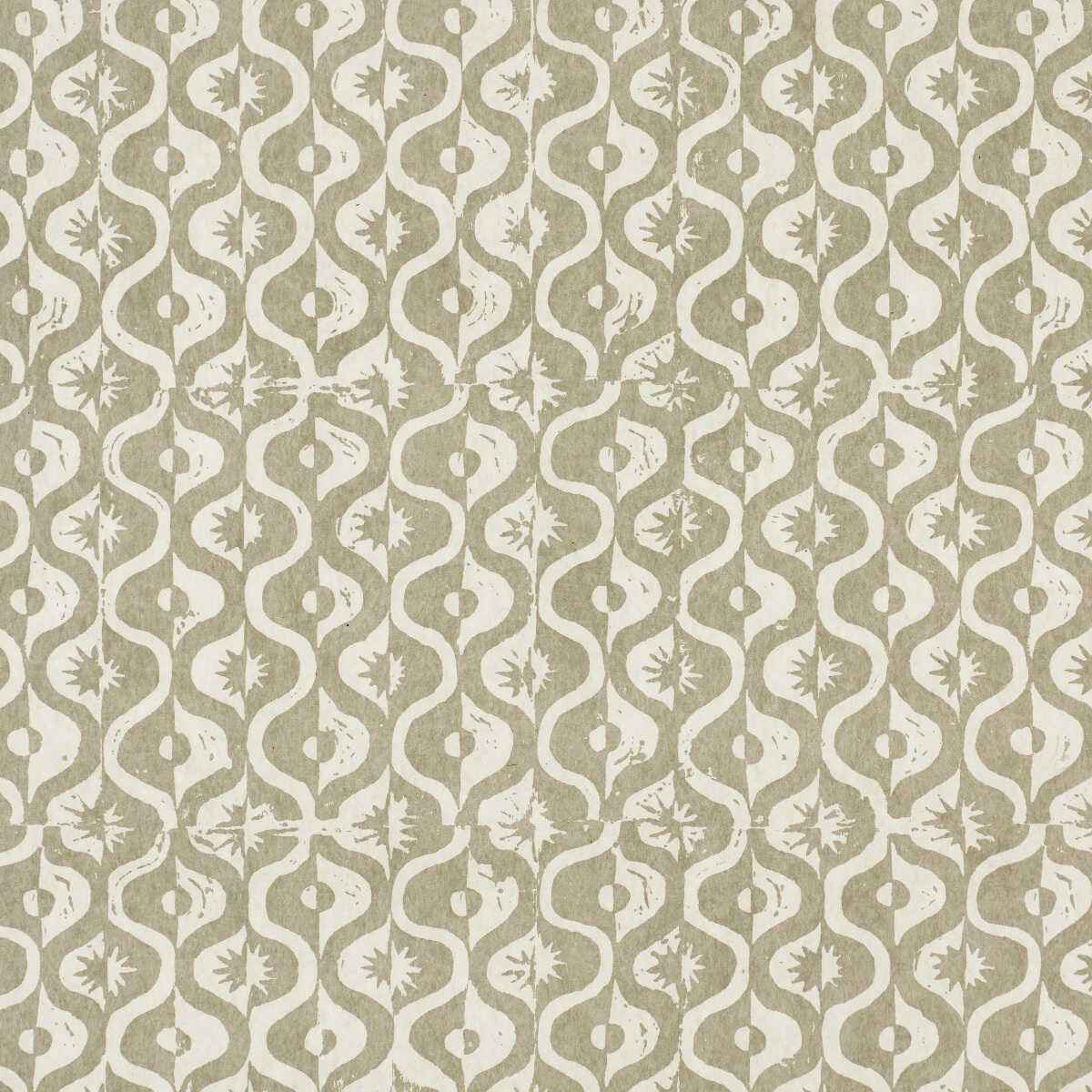 Small-Medallion-Wp-Stone-Lee-Jofa-Wallpaper