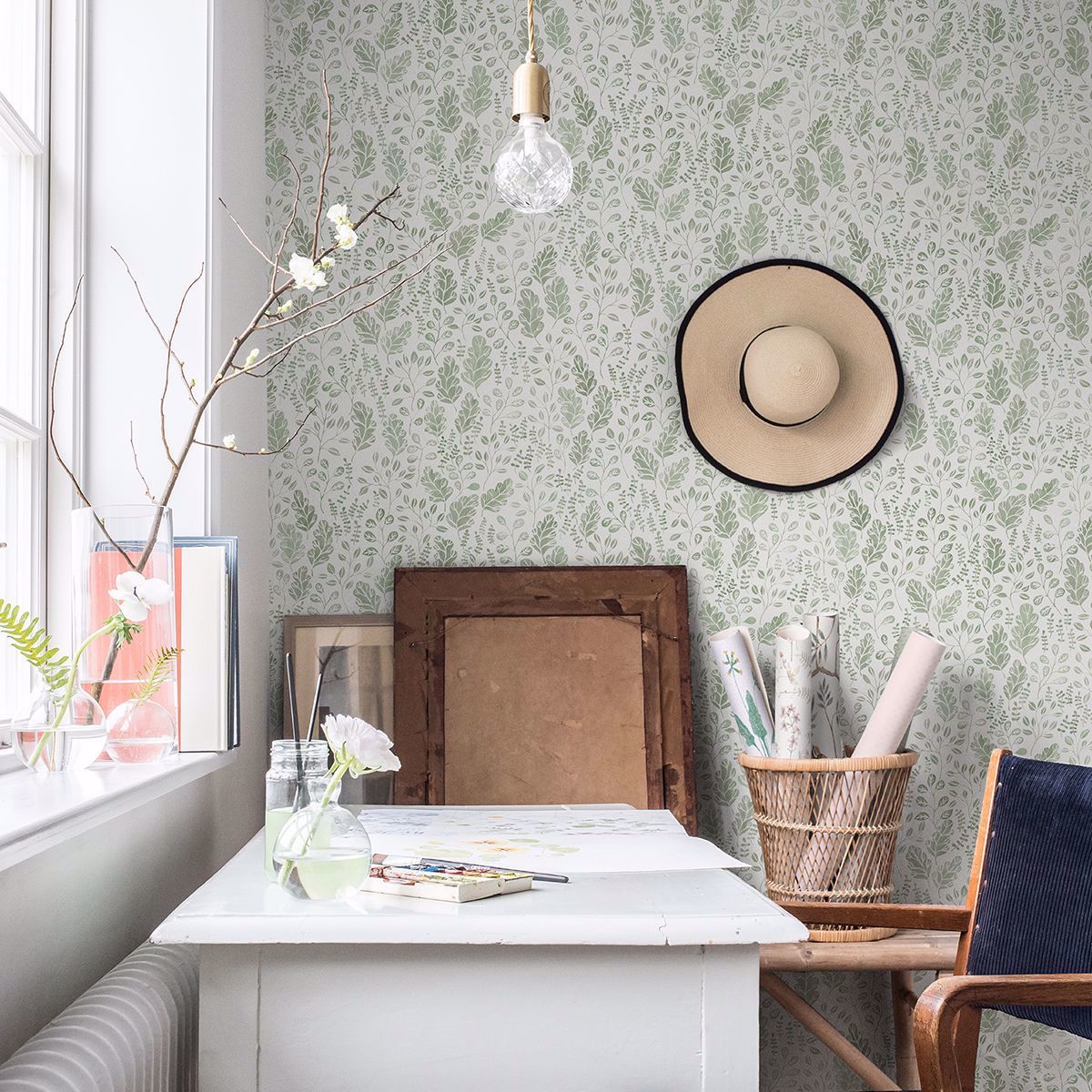 Isha Green Leaf Wallpaper - Brewster Wallcovering