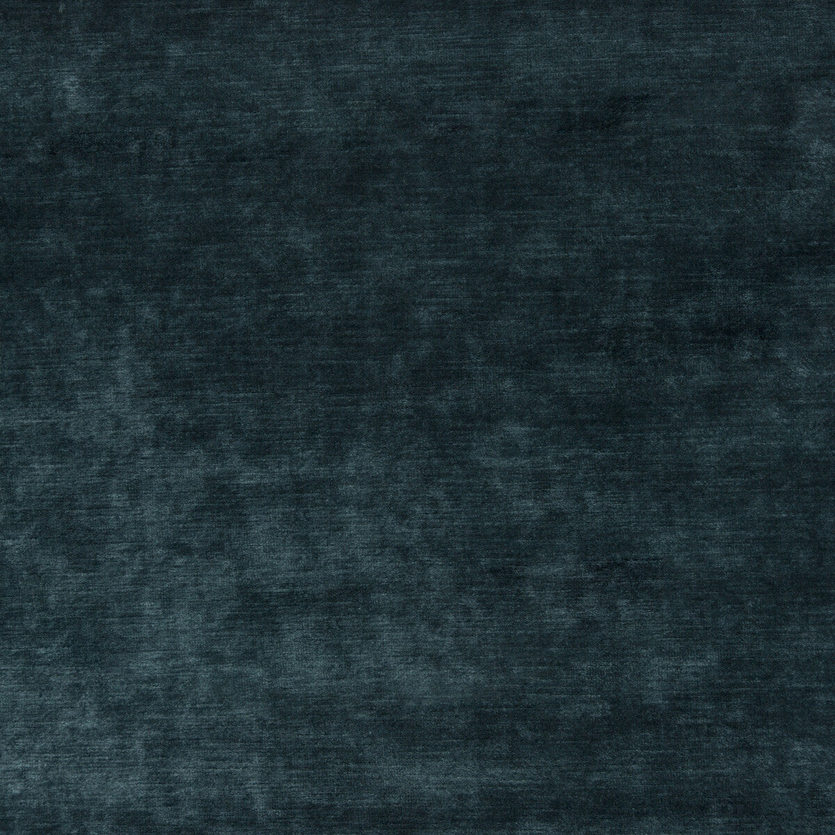 347816150-queens-velvet-peacock-kravet-couture