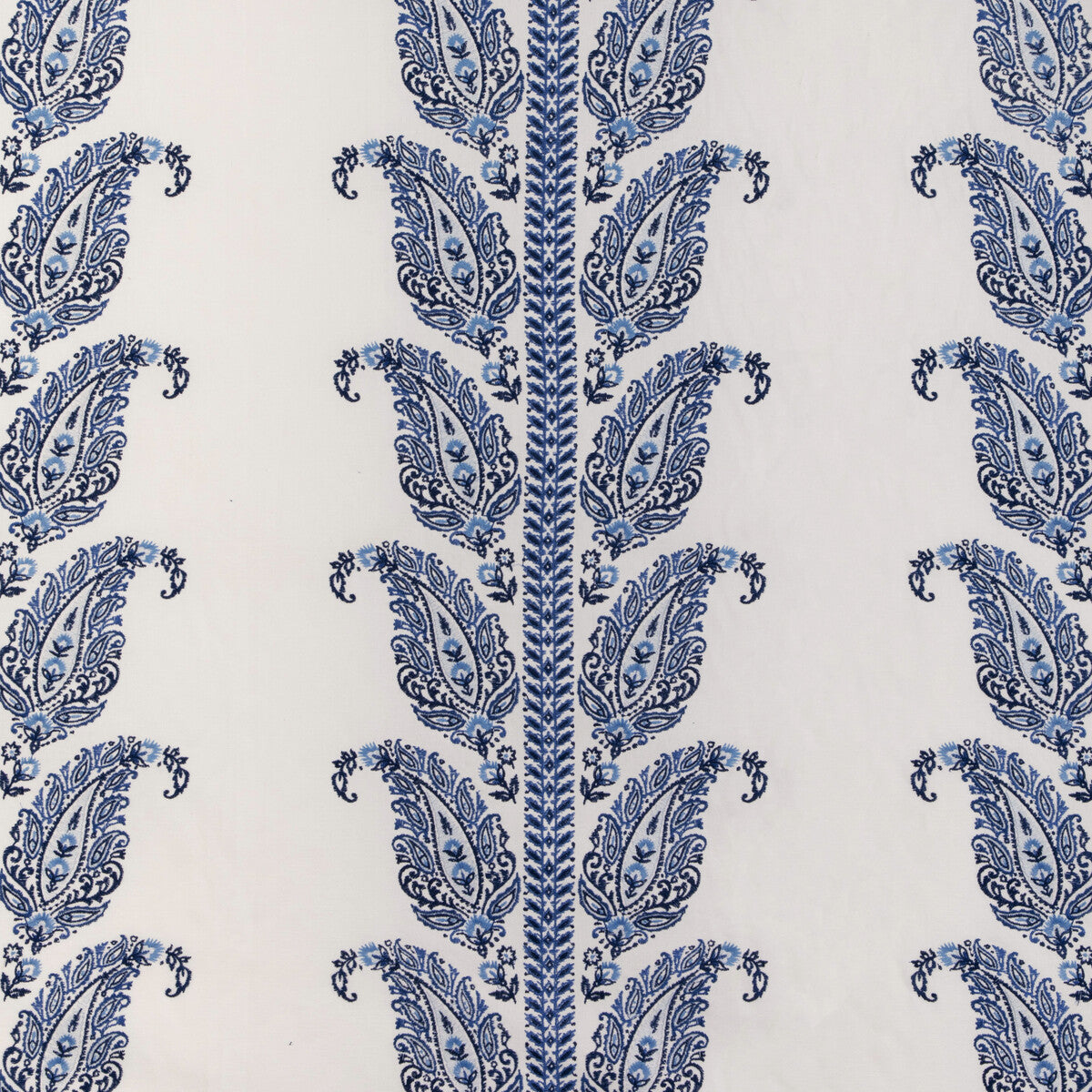 8023112550-yara-paisley-emb-blue-brunschwig-fils