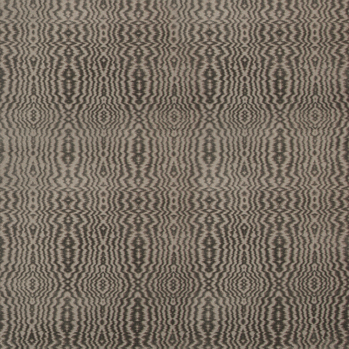 2019119110-callow-velvet-silver-lee-jofa