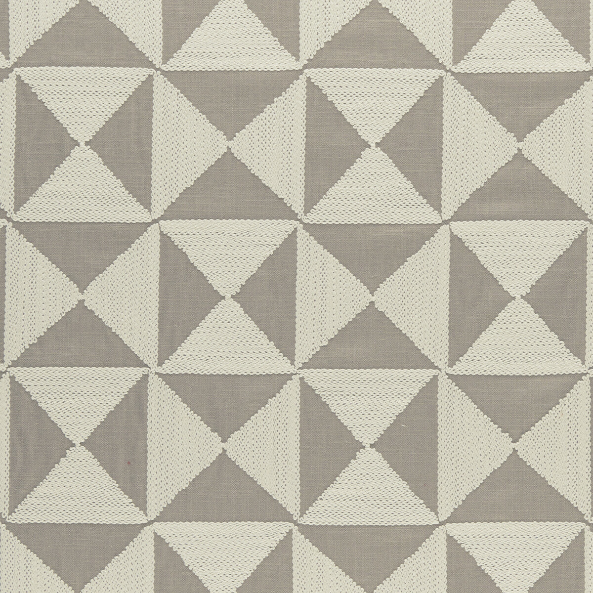f095203cac0-adisa-taupe-clarke-and-clarke - CLARKE AND CLARKE Fabric