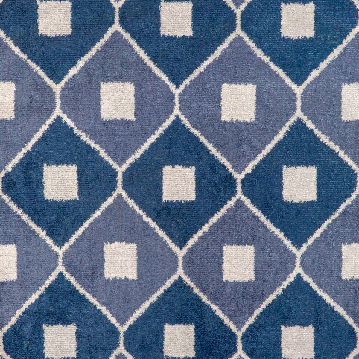 373235110-desvern-ink-kravet-basics
