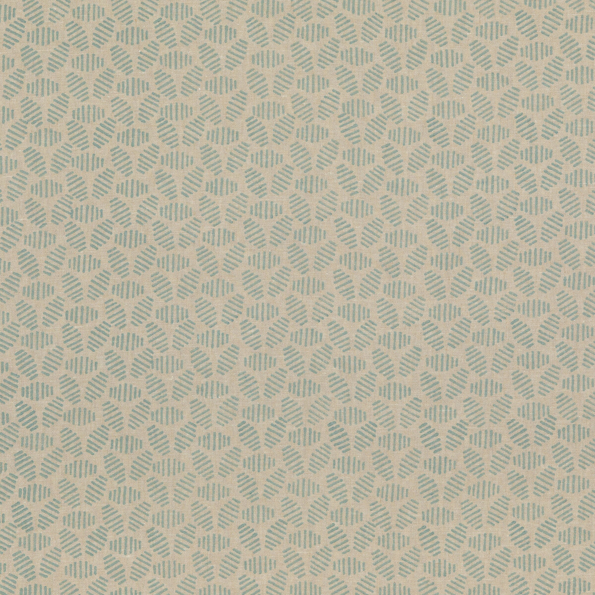 pp5048230-bumble-bee-aqua-baker-lifestyle
