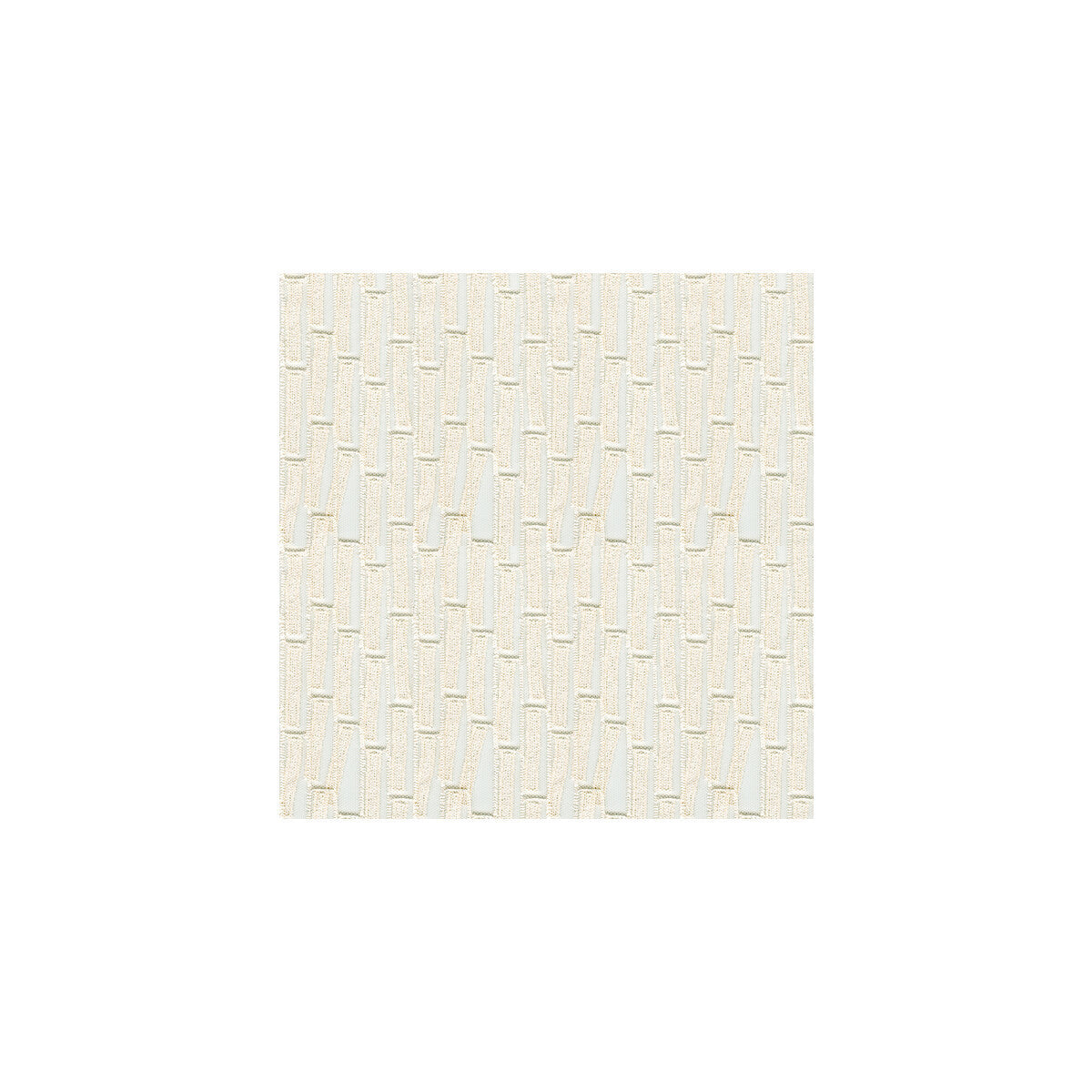 9993160-hanging-on-champagne-kravet-couture