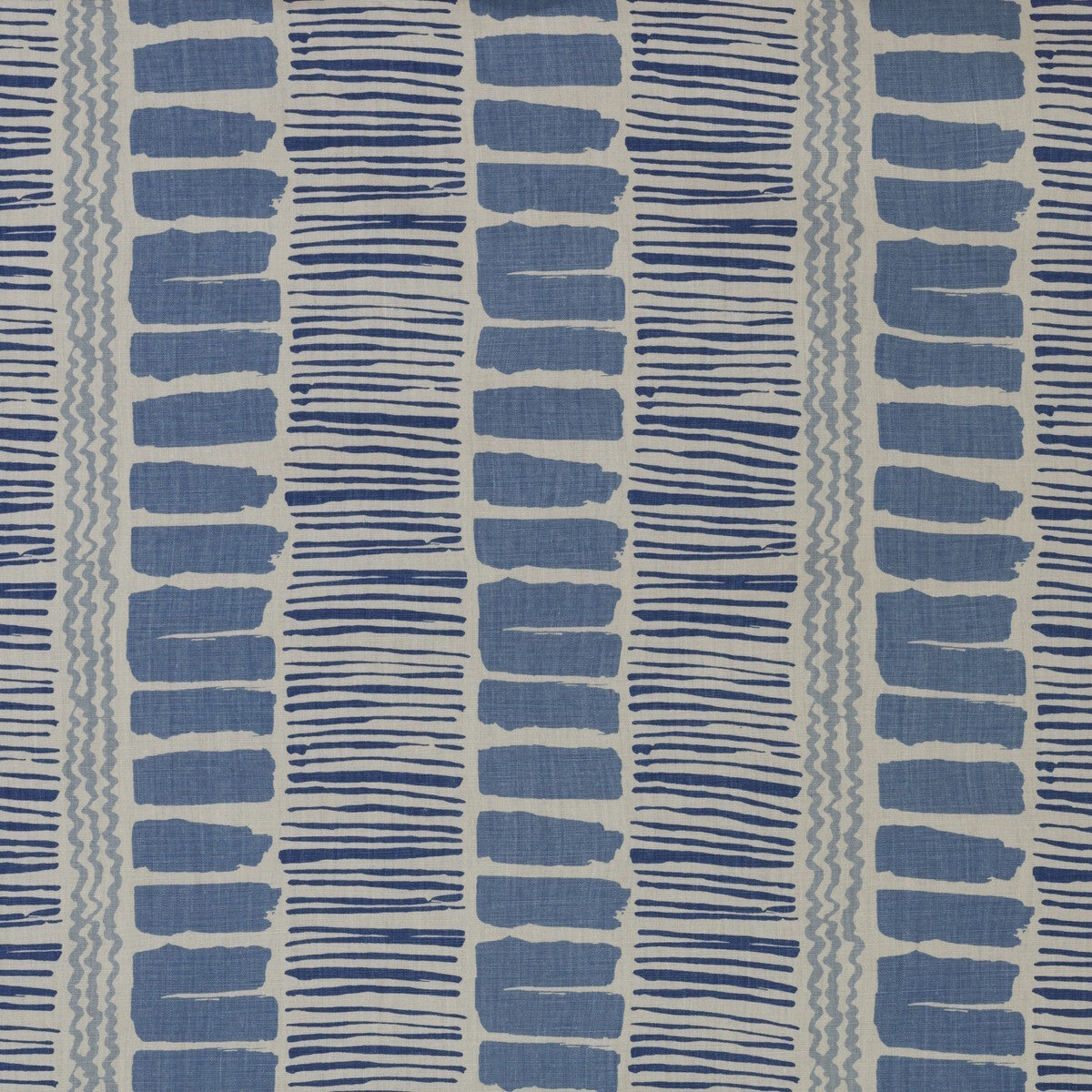 bfc-362450-saltaire-blue-lee-jofa
