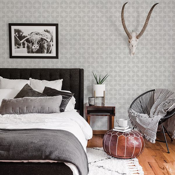 polaris-silver-geometric-wallpaper-york-wallcoverings-2902-25515 - York Wallcoverings Wallpaper